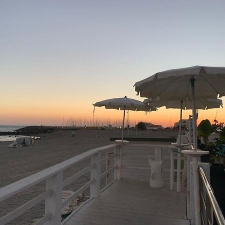 Apartamento Bilocale A Due Passi Dal Porto E Dal Mare Lido di Ostia Exterior foto