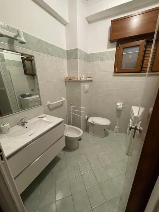 Apartamento Bilocale A Due Passi Dal Porto E Dal Mare Lido di Ostia Exterior foto