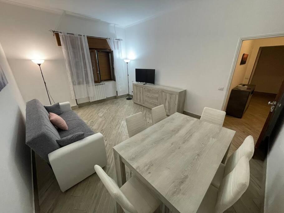 Apartamento Bilocale A Due Passi Dal Porto E Dal Mare Lido di Ostia Exterior foto